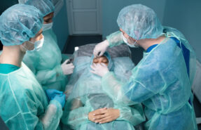 El estándar internacional de rinoplastia profesional en Tirana